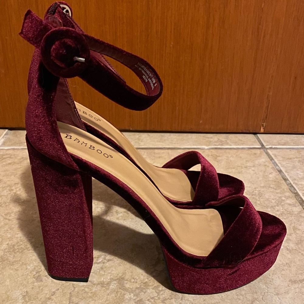 Retro sexy platform sandal